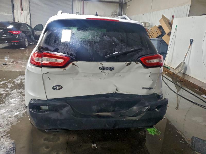 Photo 6 from auction – 2015 JEEP CHEROKEE with VIN 1C4PJLCB0FW657560
