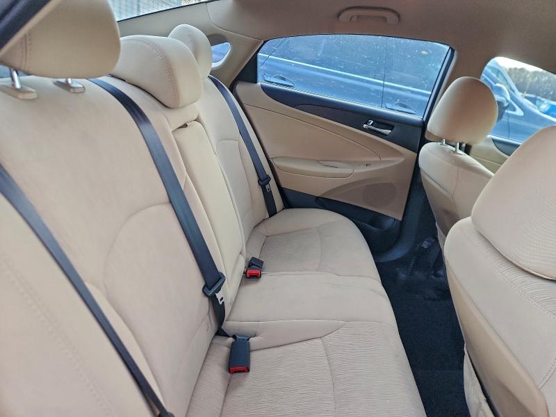 Photo 10 from auction – 2013 HYUNDAI SONATA GLS with VIN 5NPEB4AC8DH774103