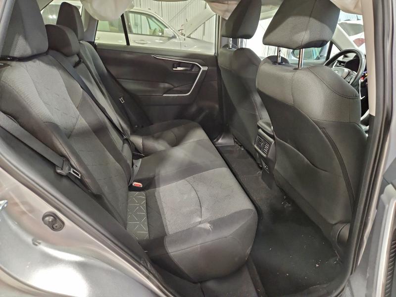 Photo 11 from auction – 2021 TOYOTA RAV4 XLE with VIN 2T3P1RFV7MC234450