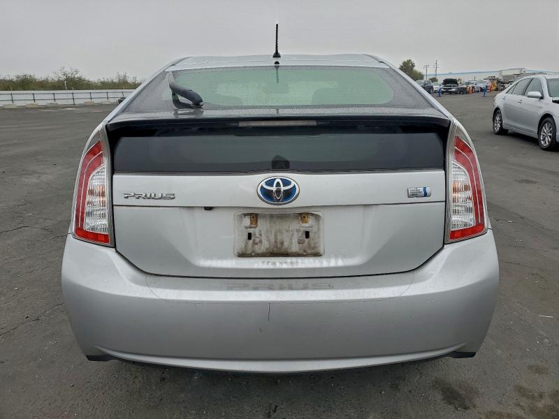 Photo 6 from auction – 2015 TOYOTA PRIUS with VIN JTDKN3DU3F1984885