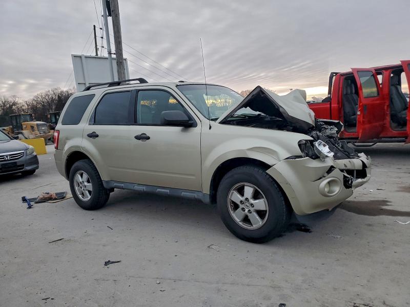 Photo 4 from auction – 2011 FORD ESCAPE XLT with VIN 1FMCU0D7XBKA81830