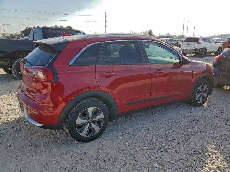 Photo 3 from auction – 2017 KIA NIRO FE with VIN KNDCB3LC7H5040475