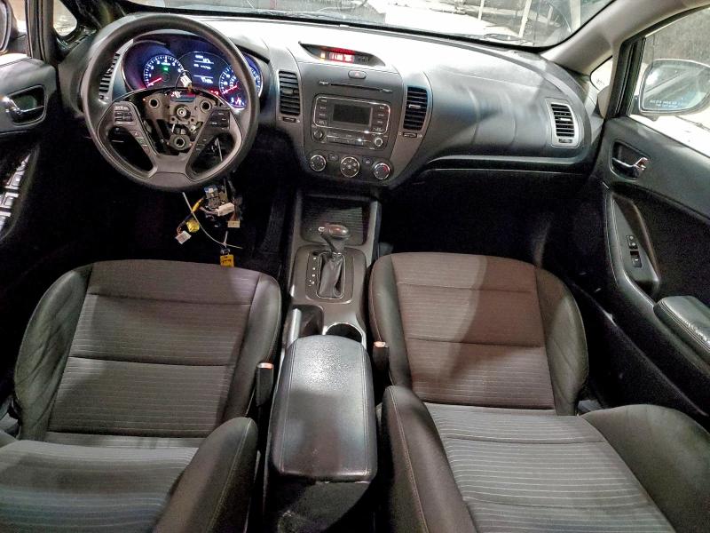 Photo 8 from auction – 2015 KIA FORTE LX with VIN KNAFX4A62F5357754