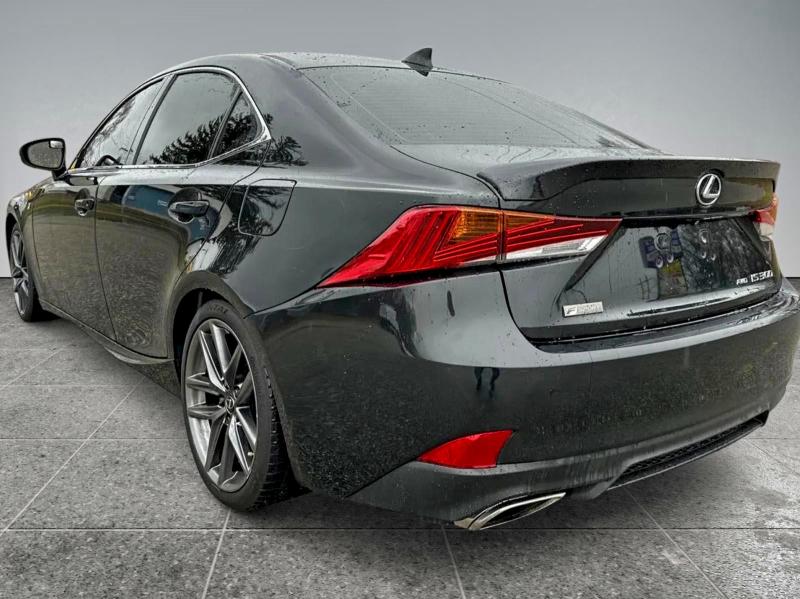 Photo 3 from auction – 2019 LEXUS IS 300 with VIN JTHC81D22K5025098