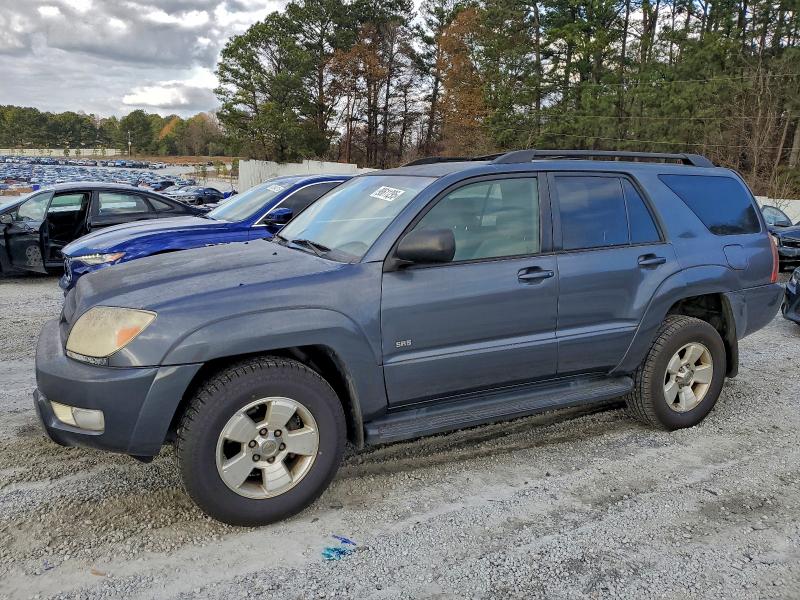 TOYOTA 4RUNNER SR 2004 with VIN JTEZU14RX40038797 - Photo from auction