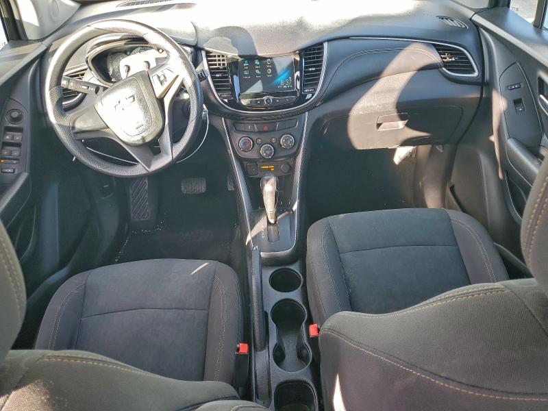 Photo 8 from auction – 2017 CHEVROLET TRAX LS with VIN KL7CJKSB8HB205583