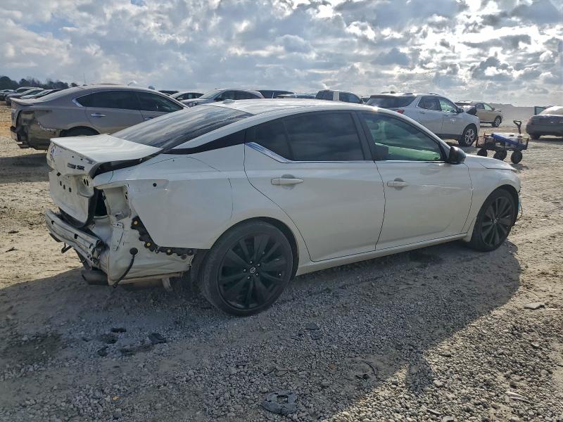 Photo 3 from auction – 2022 NISSAN ALTIMA SR with VIN 1N4BL4CV8NN337739