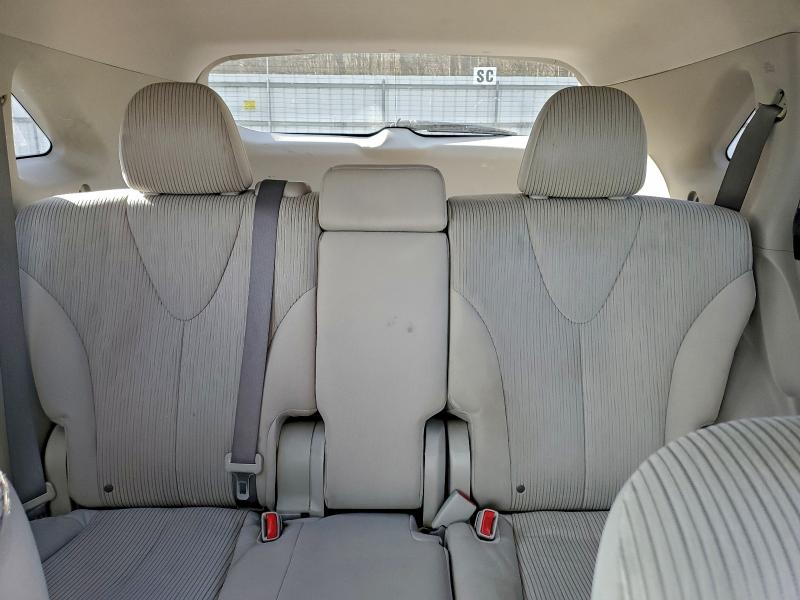 Photo 10 from auction – 2010 TOYOTA VENZA with VIN 4T3BA3BB1AU018347