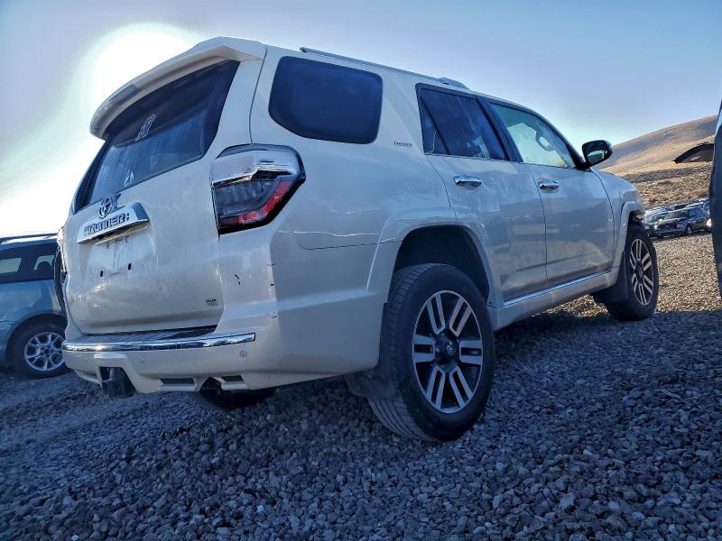 Photo 3 from auction – 2014 TOYOTA 4RUNNER SR with VIN JTEBU5JR6E5196216