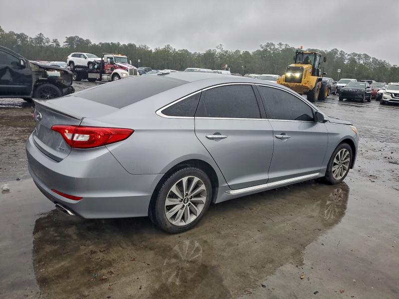 Photo 3 from auction – 2015 HYUNDAI SONATA with VIN 5NPE34AF1FH196811