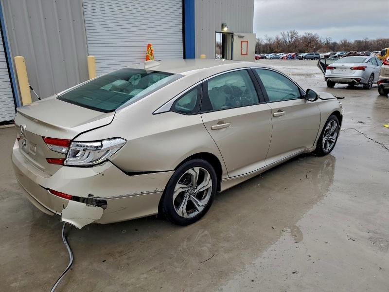 Photo 3 from auction – 2018 HONDA ACCORD EX with VIN 1HGCV1F48JA039737