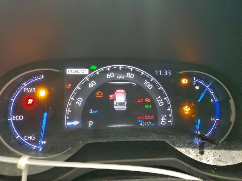 Photo 9 from auction – 2023 TOYOTA RAV4 XLE with VIN JTMRWRFVXPD575027