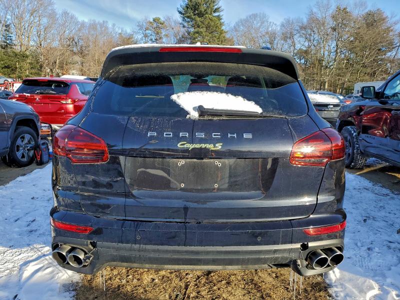 Фото 6 с аукциона – 2017 PORSCHE CAYENNE SE с VIN WP1AE2A26HLA74730
