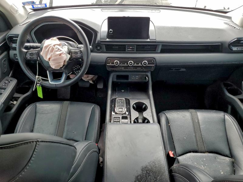 Photo 8 from auction – 2023 HONDA PILOT with VIN 5FNYG2H71PB009197