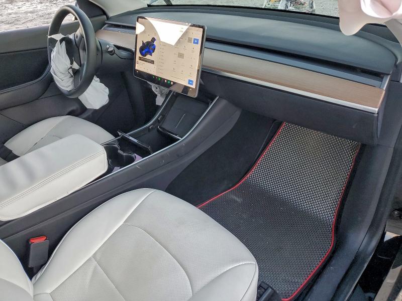 Photo 8 from auction – 2020 TESLA MODEL Y with VIN 5YJYGDEE8LF029231
