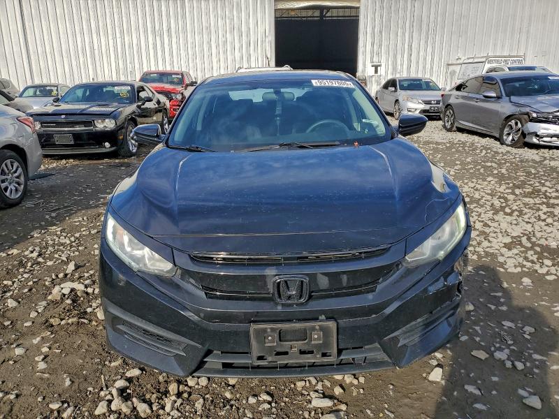 Photo 5 from auction – 2018 HONDA CIVIC EX with VIN 19XFC2F79JE201986