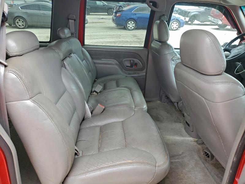 Zdjęcie 10 z aukcji – 1996 GMC SUBURBAN K z VIN 1GKFK16RXTJ755854