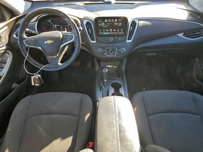 Photo 8 from auction – 2018 CHEVROLET MALIBU LT with VIN 1G1ZD5ST2JF293620