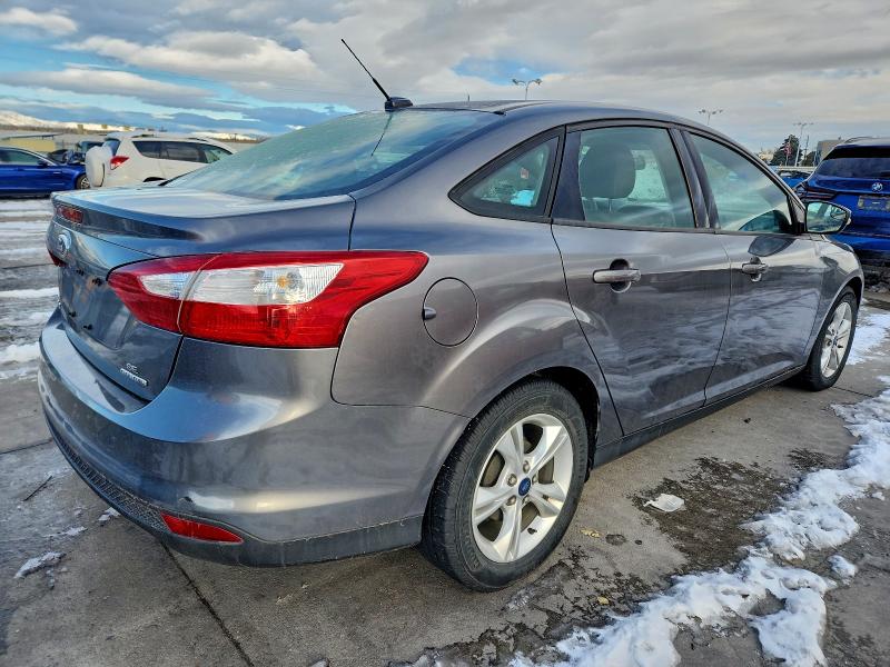 Photo 3 from auction – 2014 FORD FOCUS SE with VIN 1FADP3F23EL452530