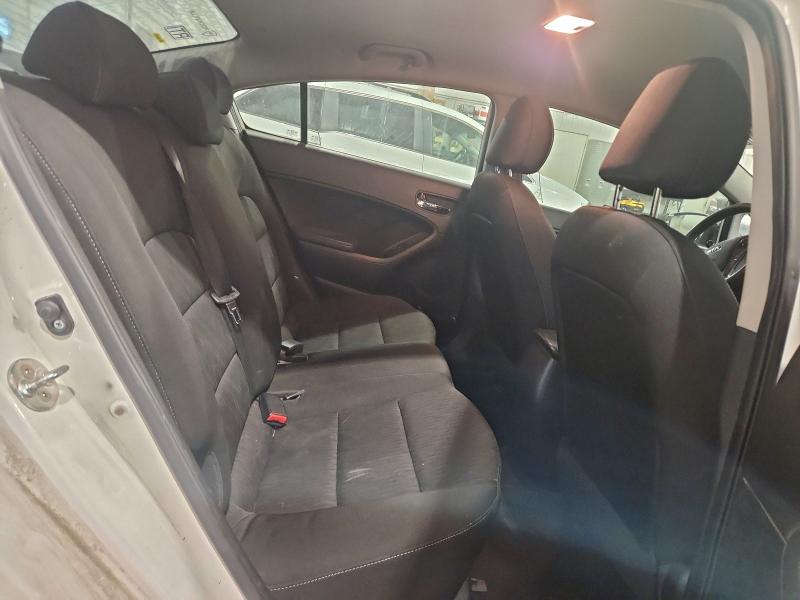 Photo 10 from auction – 2016 KIA FORTE LX with VIN KNAFK4A66G5554460