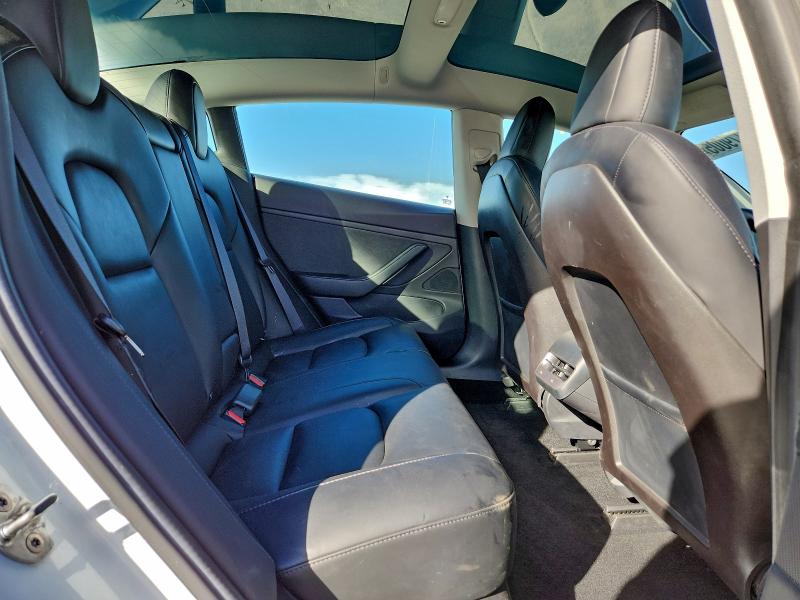 Photo 10 from auction – 2019 TESLA MODEL 3 with VIN 5YJ3E1EB5KF511819