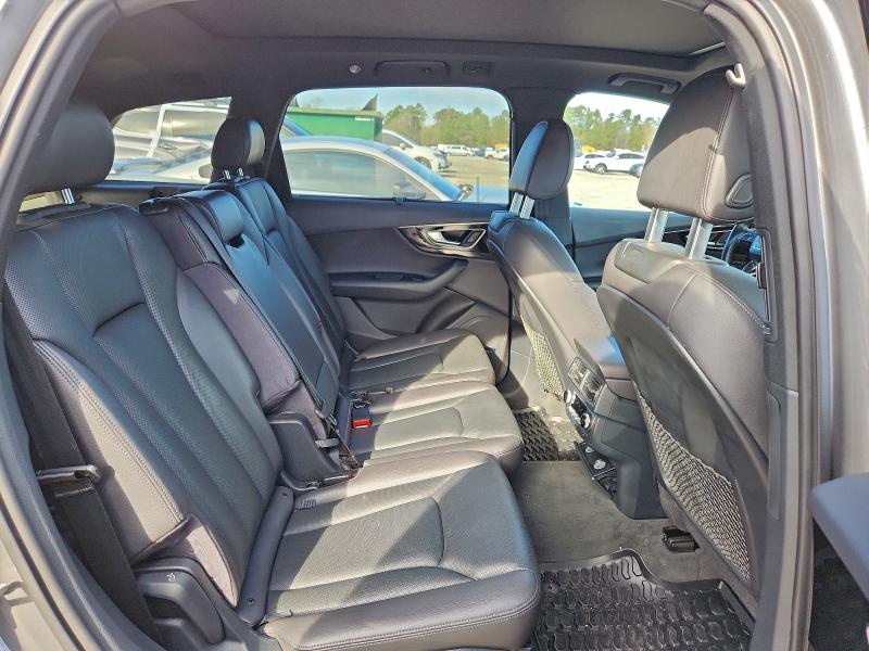 Photo 10 from auction – 2017 AUDI Q7 PRESTIG with VIN WA1VAAF71HD032662