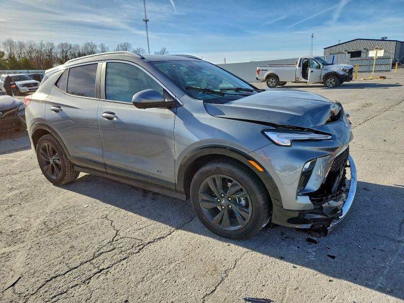 Foto 4 de la subasta – 2025 BUICK ENCORE GX con VIN KL4AMDSL0SB145743