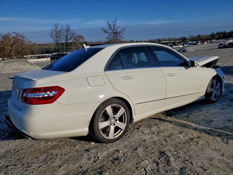 Photo 3 from auction – 2011 MERCEDES-BENZ E 350 with VIN WDDHF5GB9BA430795