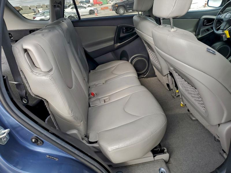 Photo 11 from auction – 2012 TOYOTA RAV4 LIMIT with VIN 2T3DF4DV1CW203296