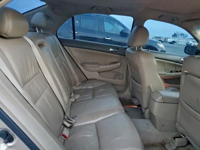 Photo 10 from auction – 2004 HONDA ACCORD with VIN 1HGCM56814A135405