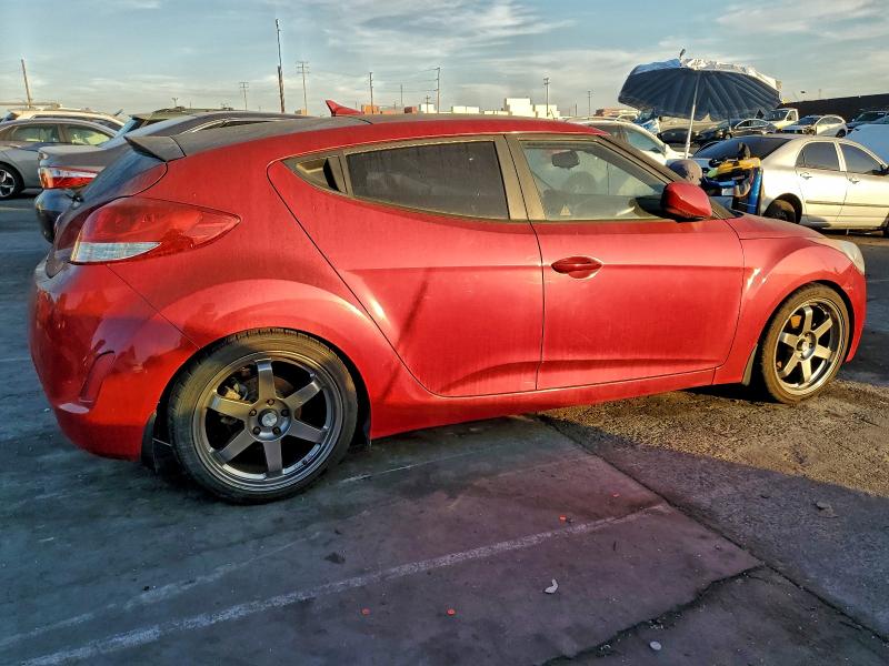 Photo 3 from auction – 2014 HYUNDAI VELOSTER with VIN KMHTC6AD1EU210675