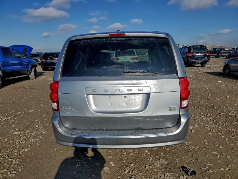 Photo 6 from auction – 2016 DODGE GRAND CARA with VIN 2C4RDGCG1GR179193