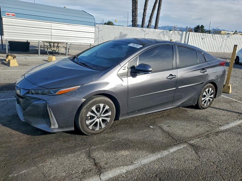 TOYOTA PRIUS PRIM 2021 with VIN JTDKAMFP6M3192191 - Photo from auction