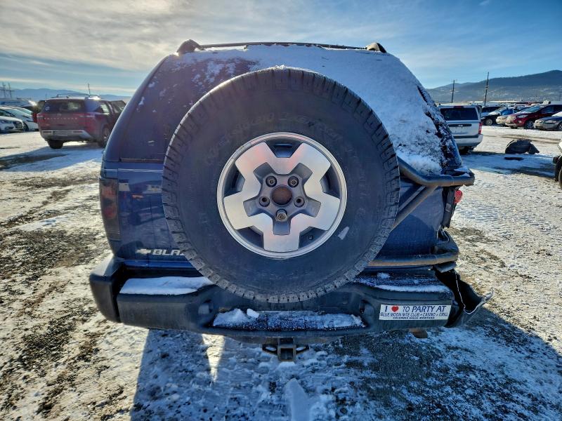 Photo 6 from auction – 2003 CHEVROLET BLAZER with VIN 1GNCT18X13K139260