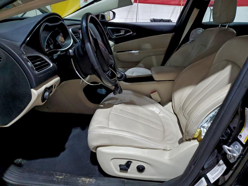 Photo 7 from auction – 2015 CHRYSLER 200 C with VIN 1C3CCCCG1FN515510