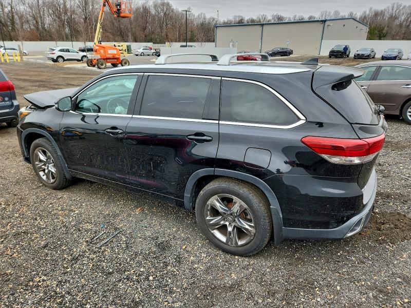 Photo 2 from auction – 2018 TOYOTA HIGHLANDER with VIN 5TDDZRFH9JS888321