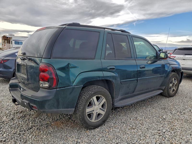 Photo 3 from auction – 2005 CHEVROLET TRAILBLAZE with VIN 1GNDT13S052304704