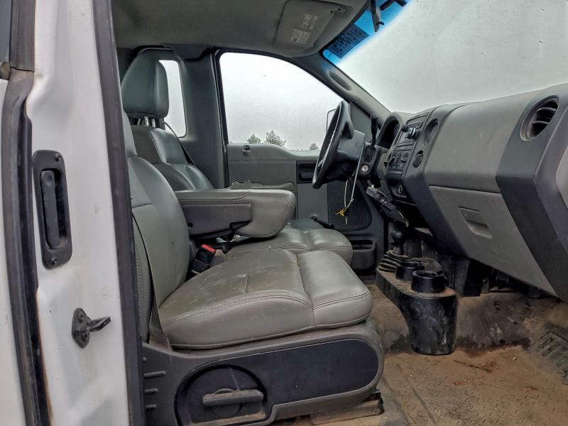 Photo 10 from auction – 2005 FORD F150 with VIN 1FTRF14W05NB66037