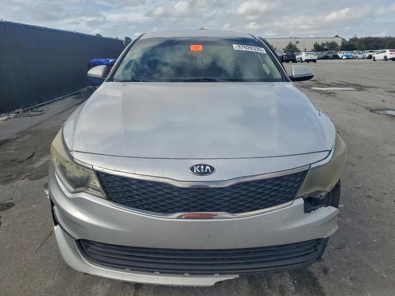 Photo 5 from auction – 2016 KIA OPTIMA LX with VIN 5XXGT4L39GG013437