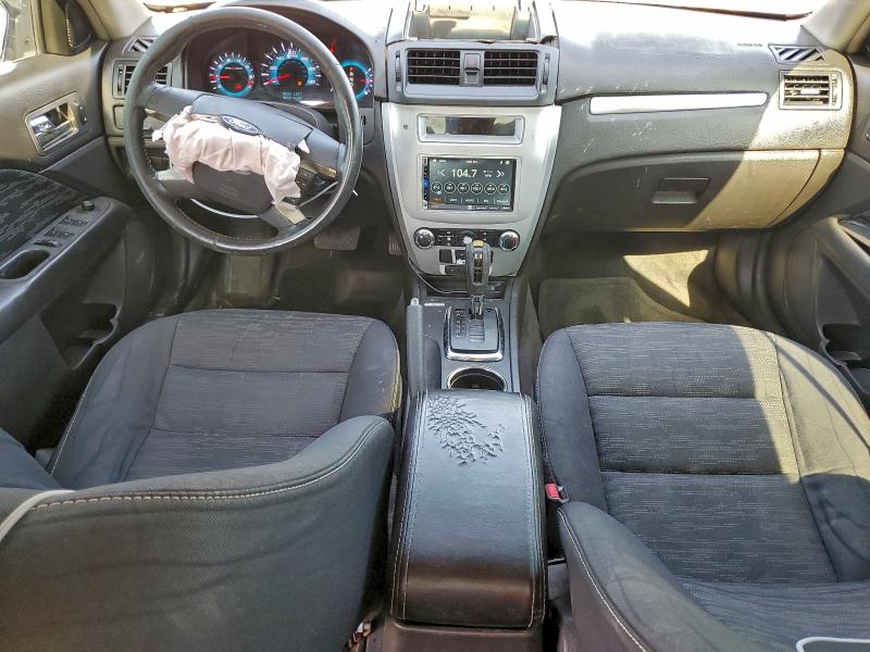 Photo 8 from auction – 2010 FORD FUSION SE with VIN 3FAHP0HA6AR328901