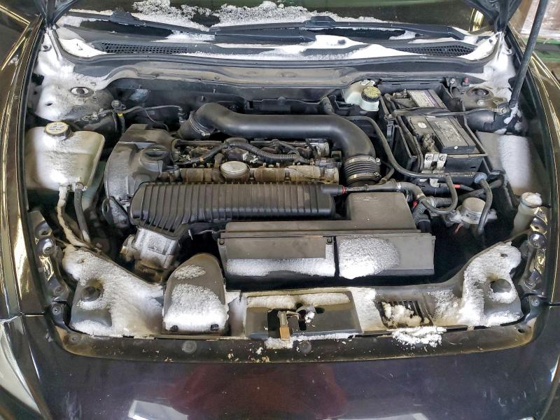 Photo 11 from auction – 2012 VOLVO C70 T5 with VIN YV1672MC9CJ127280