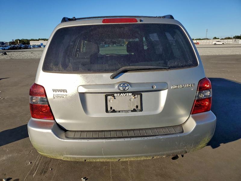Photo 6 from auction – 2005 TOYOTA HIGHLANDER with VIN JTEDD21A450107144