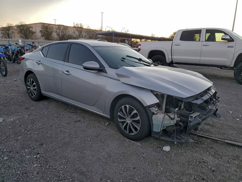 Photo 4 from auction – 2020 NISSAN ALTIMA S with VIN 1N4BL4BV2LC125073