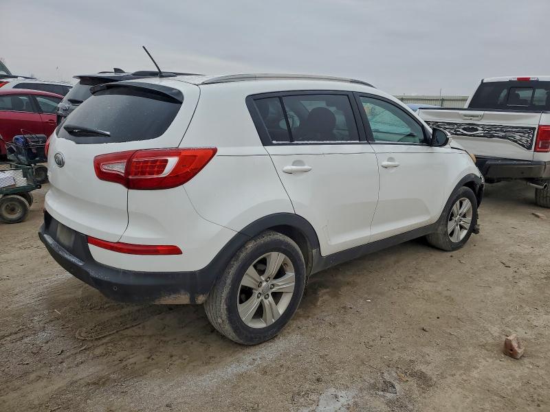 Photo 3 from auction – 2011 KIA SPORTAGE L with VIN KNDPB3A28B7118673