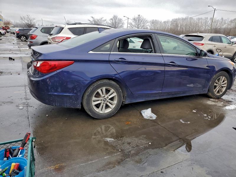 Photo 3 from auction – 2013 HYUNDAI SONATA GLS with VIN 5NPEB4AC2DH801201