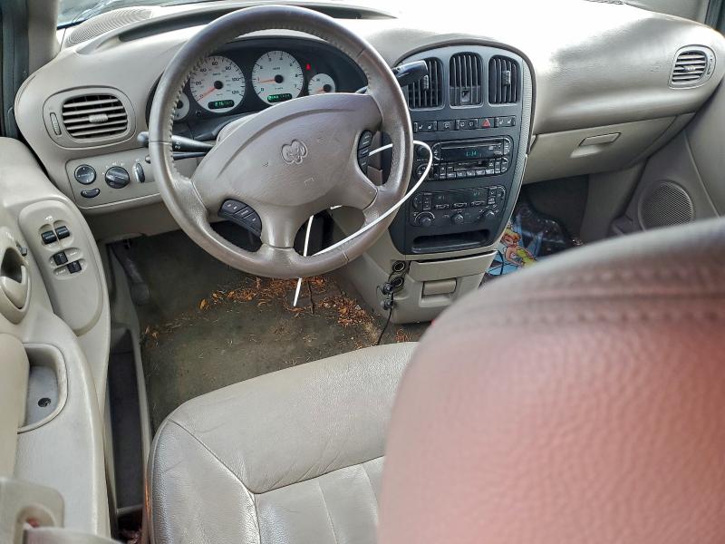 Photo 8 from auction – 2002 DODGE GRAND CARA with VIN 2B8GP54L82R794178
