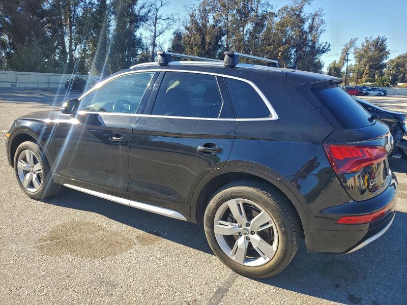 Photo 2 from auction – 2018 AUDI Q5 PREMIUM with VIN WA1BNAFY6J2004342