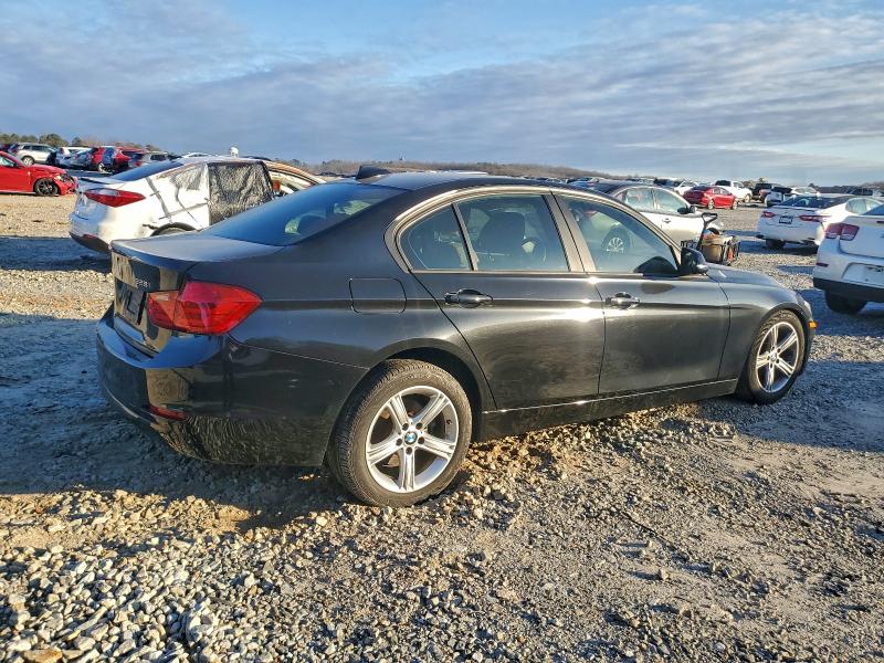 Foto 3 de la subasta – 2013 BMW 328 I con VIN WBA3A5G59DNP19097