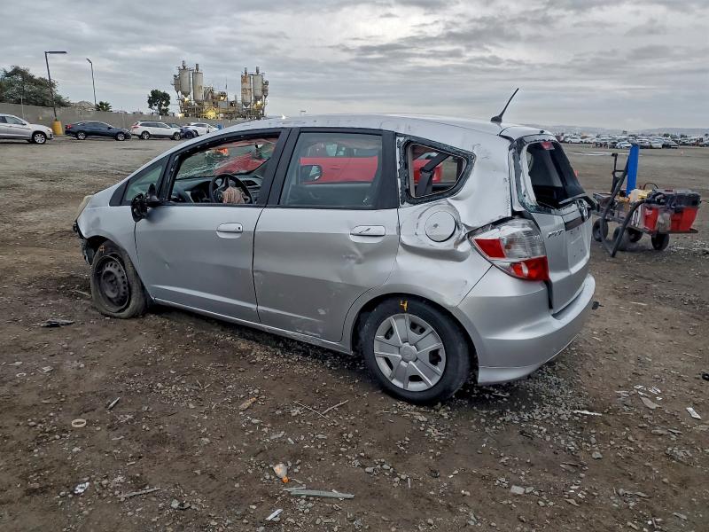 Photo 2 from auction – 2013 HONDA FIT with VIN JHMGE8G34DC050109