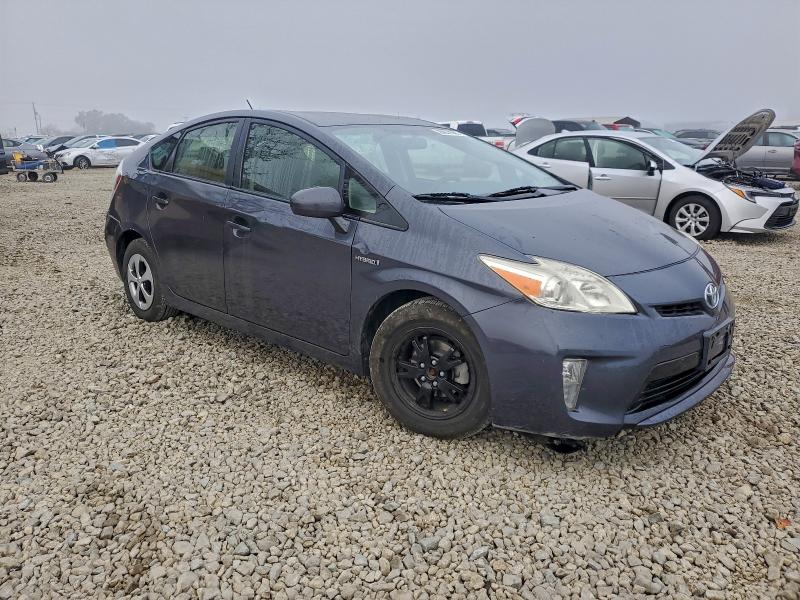 Photo 4 from auction – 2014 TOYOTA PRIUS with VIN JTDKN3DU3E0374943